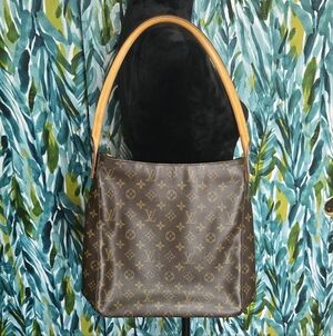 Louis Vuitton 2001 Monogram Looping GM shoulder bag